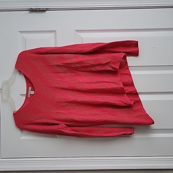 Dana Buchman Sweaters - Dana Buchman Lightweight Sweater